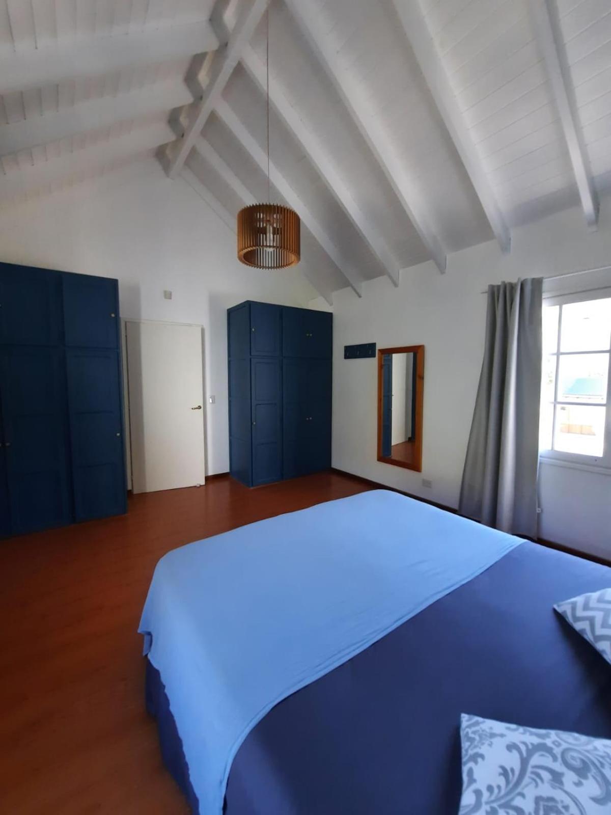 Rentahouse-smandes Casa Con Arroyo Apartment *