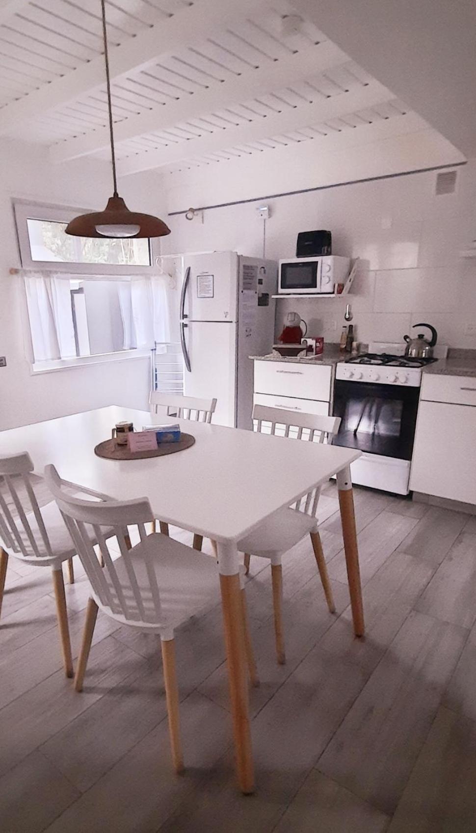 Apartment Rentahouse-smandes Casa Con Arroyo *